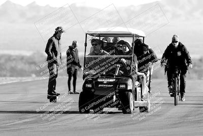 media/Jan-19-2023-Racers Edge (Thu) [[69d0b4dc55]]/Around the Pits-Track Walk/